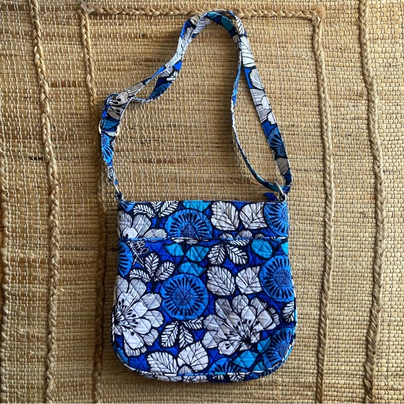 Vera Bradley triple zip bag - Picture 4 of 16